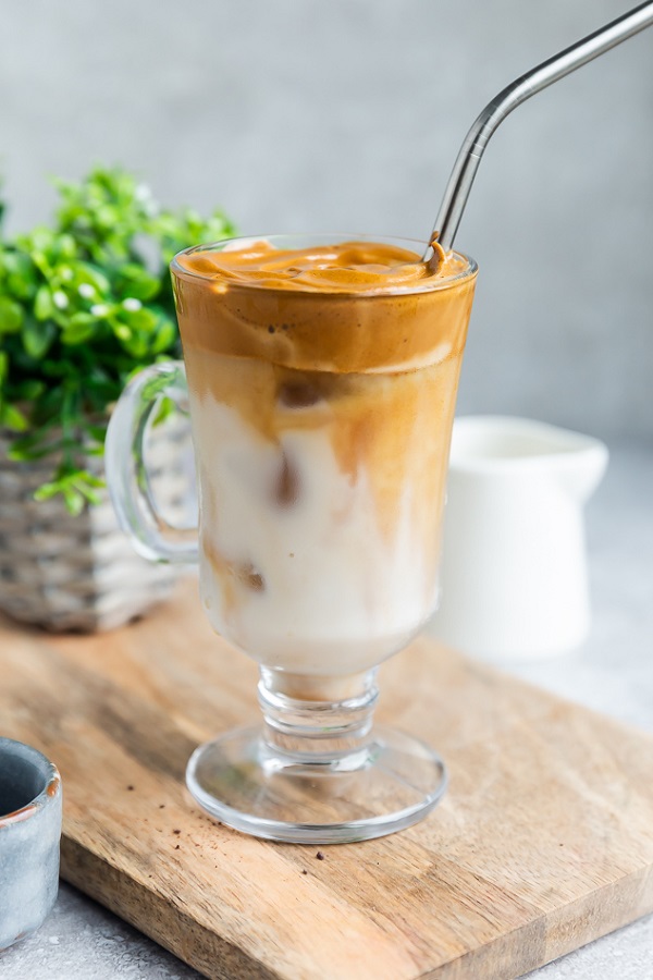 Dalgona Coffee