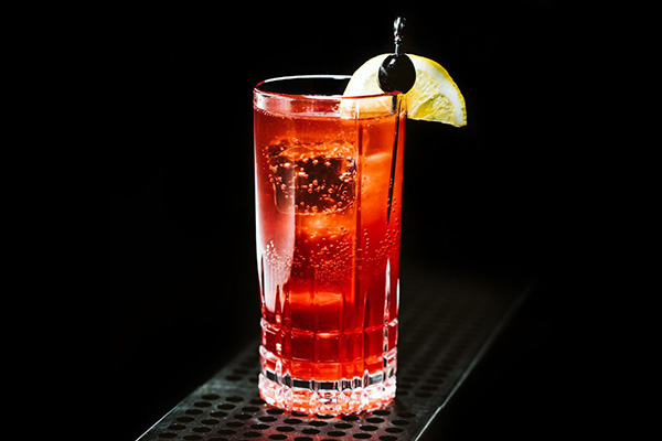 Sloe Tom Collins